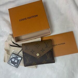 Louis Vuitton Brown Monogram Wallet- Full set! Includes original receipt
